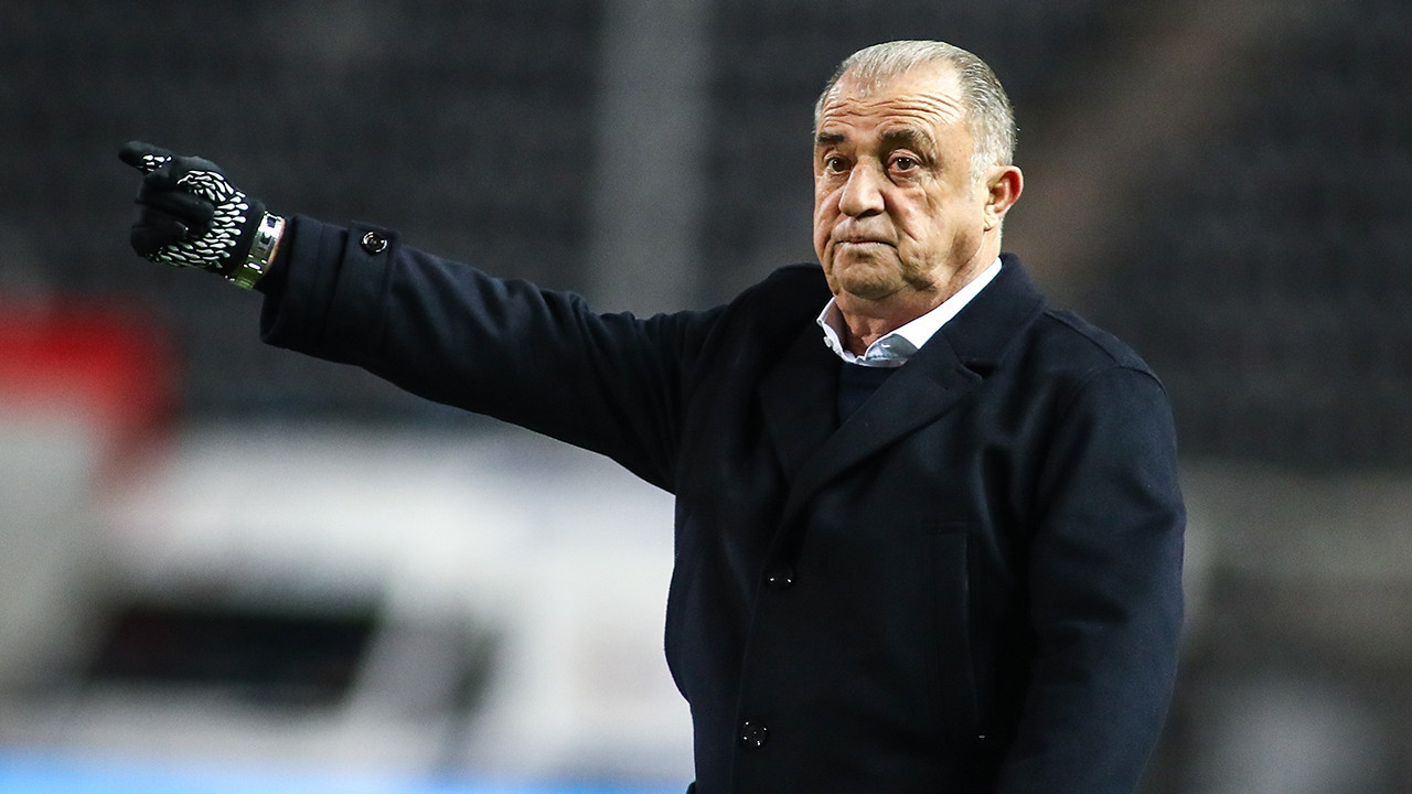 Çekya Futbol Federasyonu’ndan Fatih Terim kararı! İstediği yıllık ücret belli oldu Çekya Futbol Federasyonu’ndan Fatih Terim kararı! İstediği yıllık ücret belli oldu