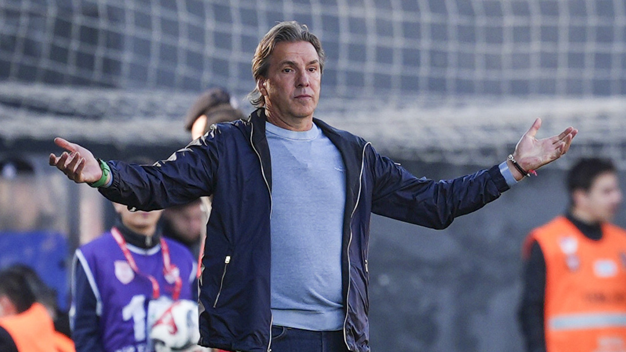 Serikspor 11 haftada 13 puan toplayan Sergey Yuran ile yollarını ayrıldı