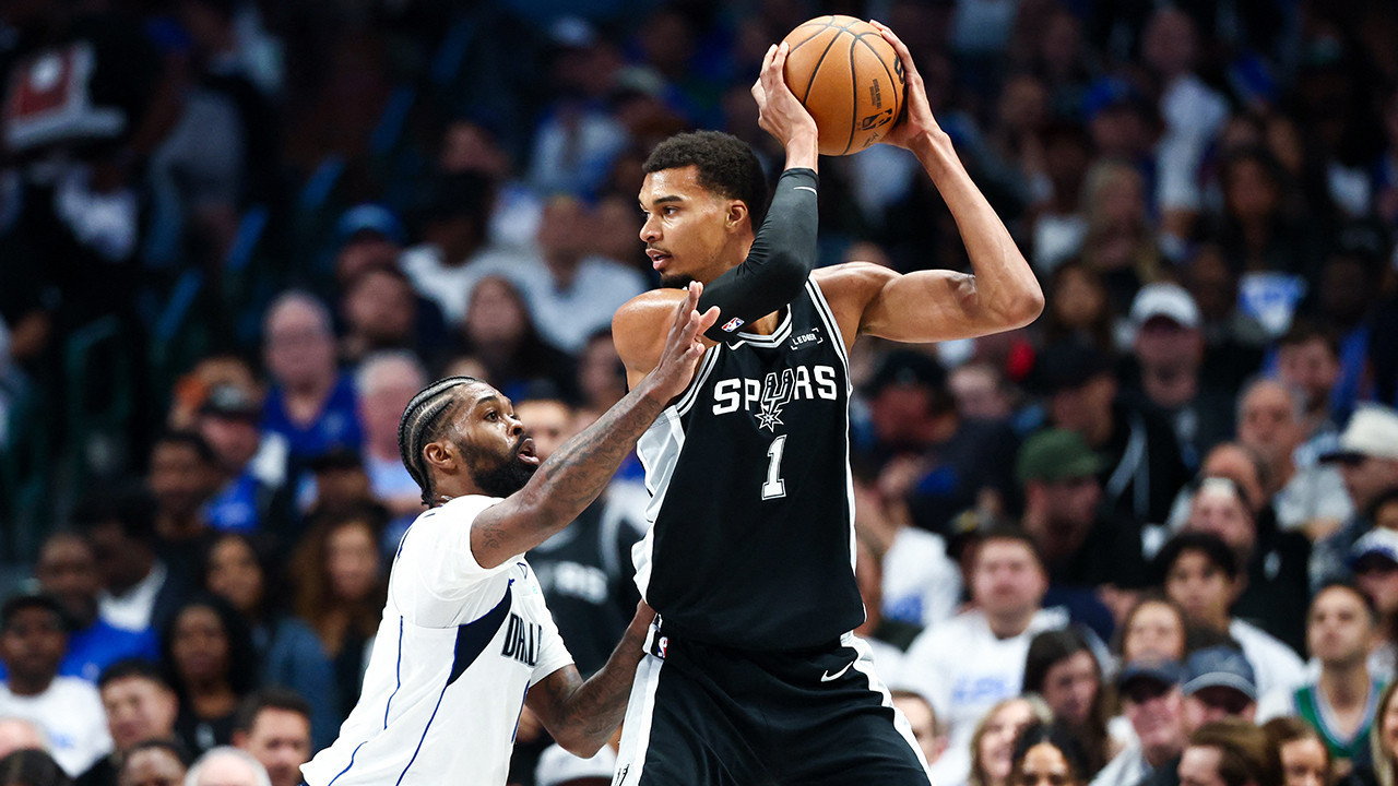 Spurs, Wembanyama'nın şov gecesinde kazandı! Spurs, Wembanyama'nın şov gecesinde kazandı!