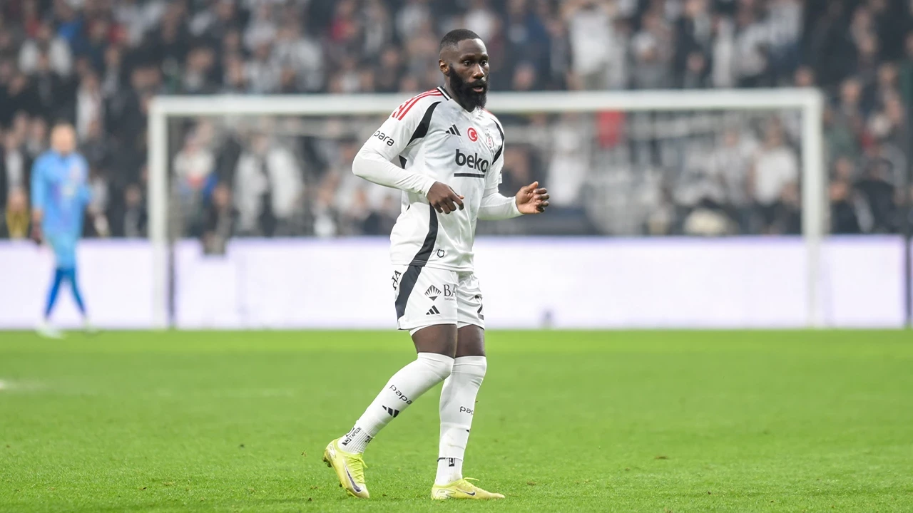 Arthur Masuaku Beşiktaş’a Dönmek İstiyor Arthur Masuaku Beşiktaş’a Dönmek İstiyor