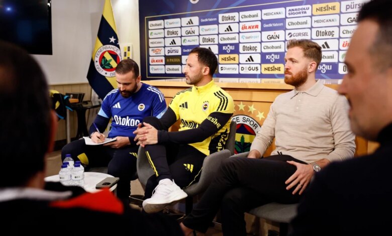 Domenico Tedesco: Kupa İçin Savaşmak Zorundayız Domenico Tedesco: Kupa İçin Savaşmak Zorundayız