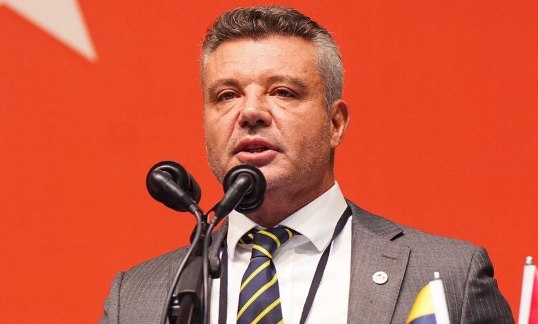 Fenerbahçe, KAP’a 5 milyar TL sermaye artırımı bildirdi Fenerbahçe, KAP’a 5 milyar TL sermaye artırımı bildirdi