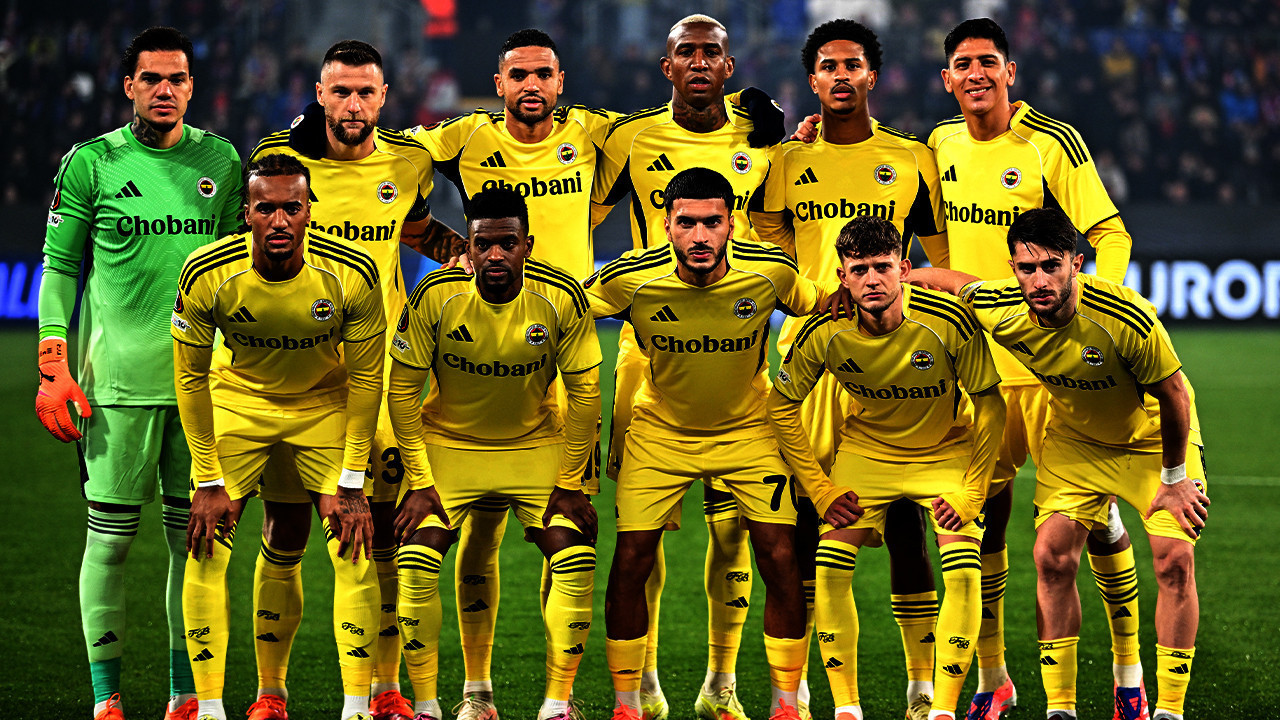 Mourinho kulübeye hapsetti Tedesco ile küllerinden doğdu! Saran isteyenlere “Sezon sonu gelin” dedi Mourinho kulübeye hapsetti Tedesco ile küllerinden doğdu! Saran isteyenlere “Sezon sonu gelin” dedi