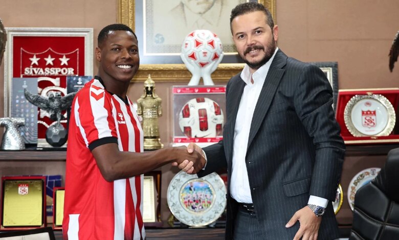 Luan Campos, Sivasspor Tesislerinden Gece Yarısı Ayrıldı Luan Campos, Sivasspor Tesislerinden Gece Yarısı Ayrıldı