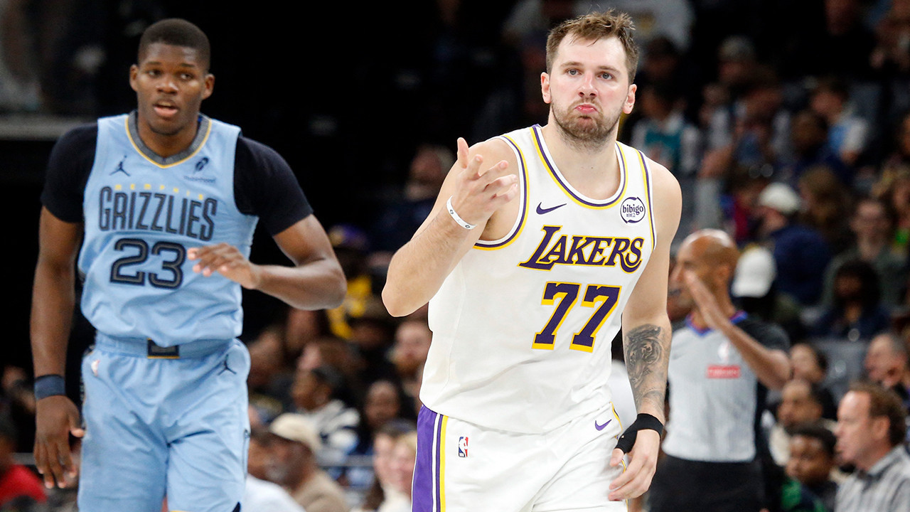 Luka Doncic, 44 sayıyla Lakers’ı galibiyete taşıdı Luka Doncic, 44 sayıyla Lakers’ı galibiyete taşıdı